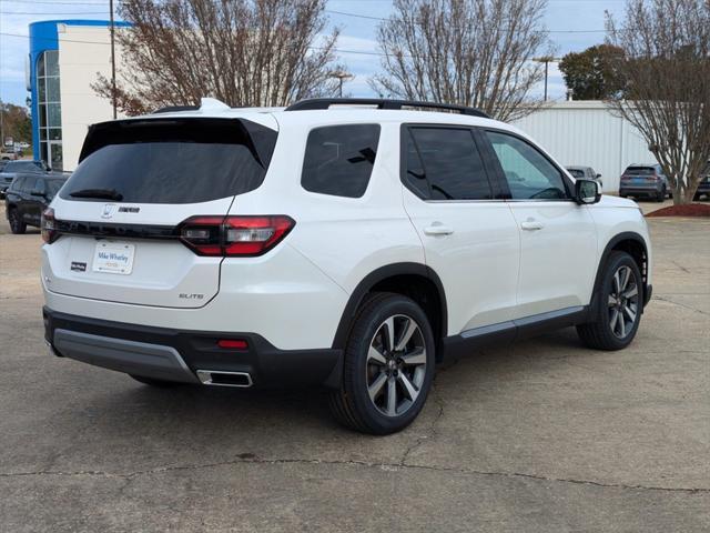 new 2025 Honda Pilot car, priced at $54,930