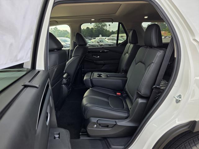 new 2025 Honda Pilot car