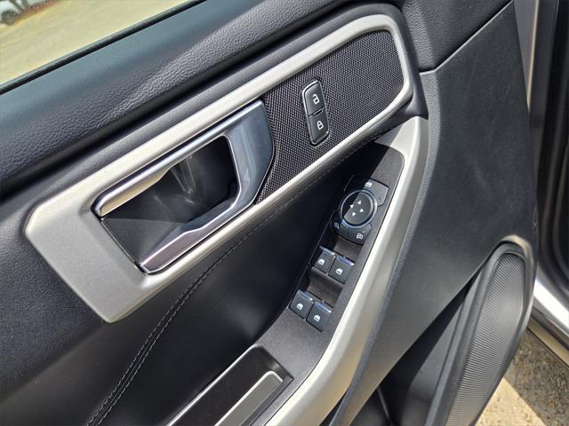 used 2022 Ford Explorer car, priced at $25,875