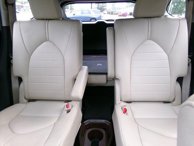 used 2020 Toyota Highlander car, priced at $28,877