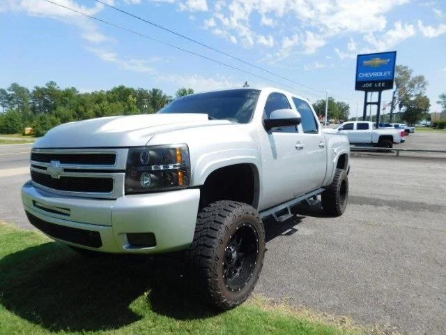 used 2010 Chevrolet Silverado 1500 car, priced at $18,877