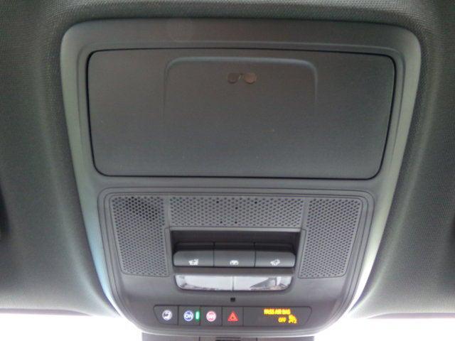 new 2026 Chevrolet Traverse car, priced at $46,235