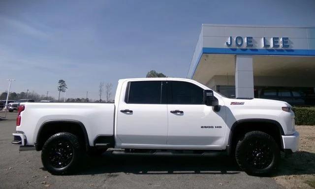 used 2022 Chevrolet Silverado 2500 car, priced at $59,877