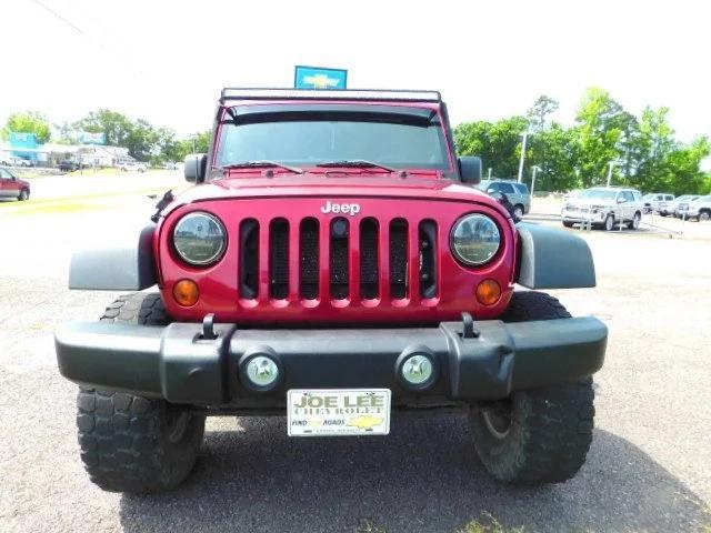 used 2013 Jeep Wrangler Unlimited car, priced at $15,877