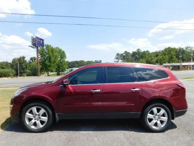 used 2017 Chevrolet Traverse car, priced at $11,877