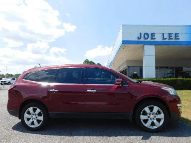 used 2017 Chevrolet Traverse car, priced at $11,877