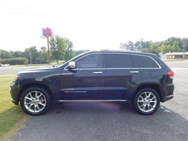 used 2014 Jeep Grand Cherokee car, priced at $16,877