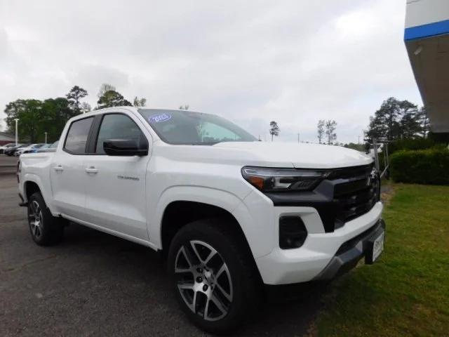 new 2023 Chevrolet Colorado car, priced at $43,680