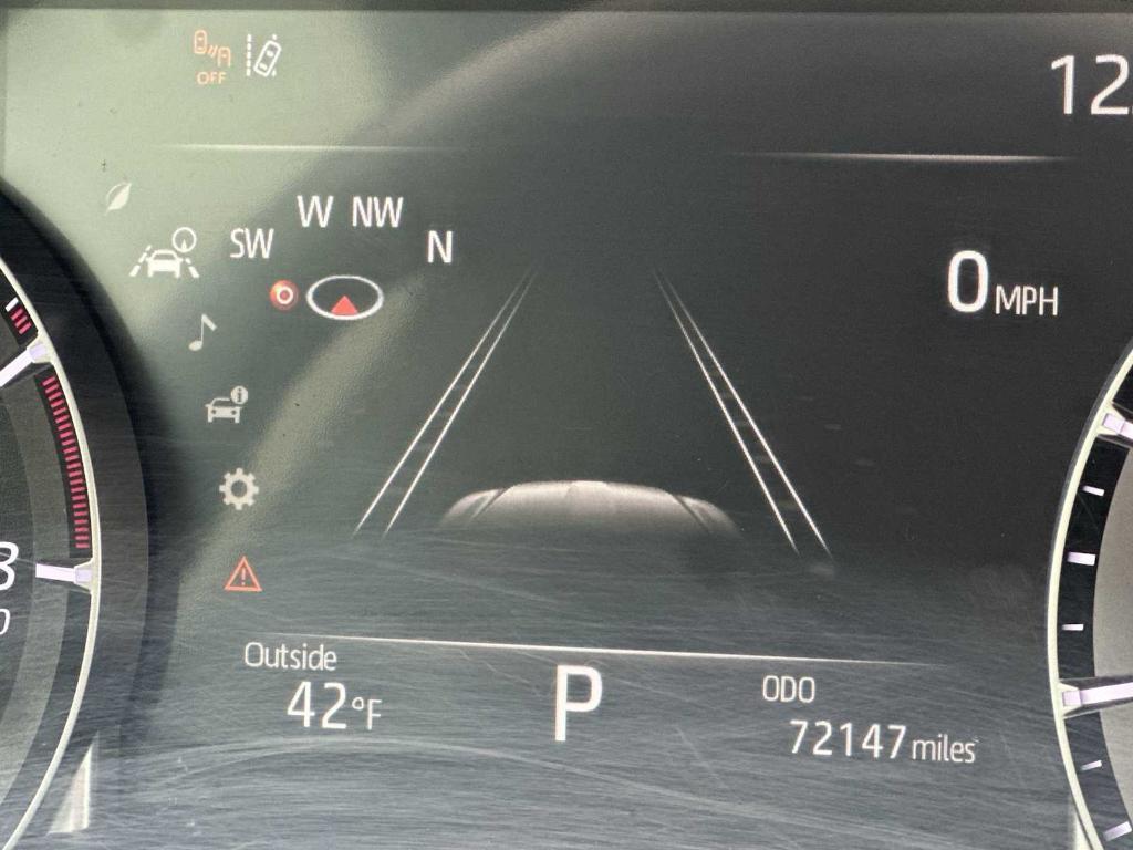 used 2022 Toyota Highlander car, priced at $30,727