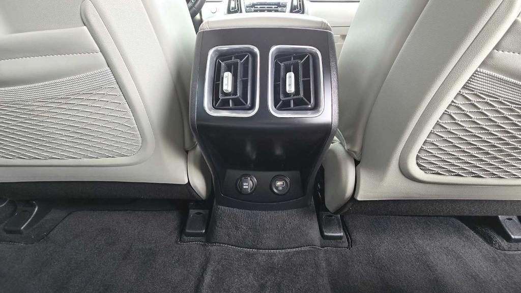 used 2021 Kia Sorento car, priced at $26,772