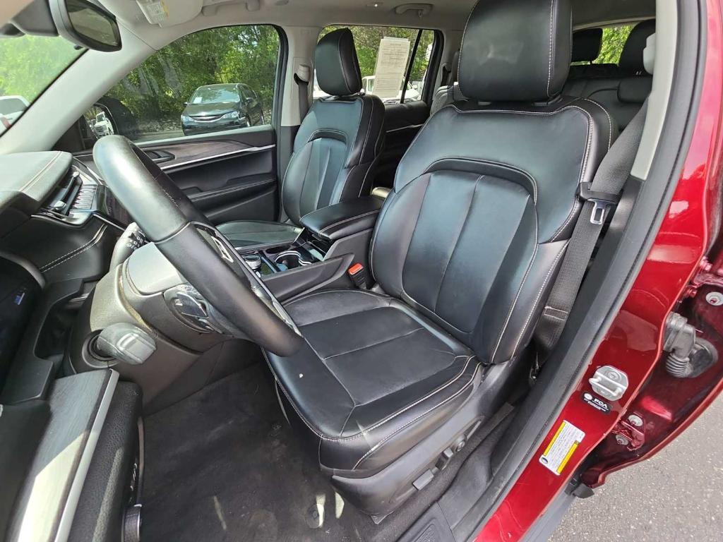 used 2021 Jeep Grand Cherokee L car, priced at $27,873