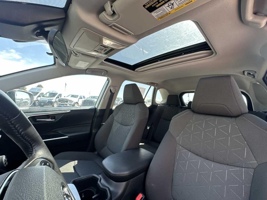 used 2022 Toyota RAV4 Hybrid car, priced at $27,906