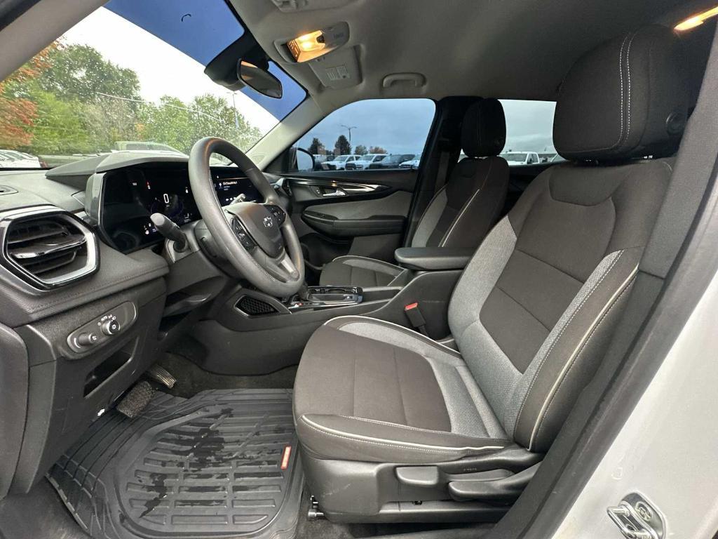 used 2024 Chevrolet TrailBlazer car, priced at $20,319