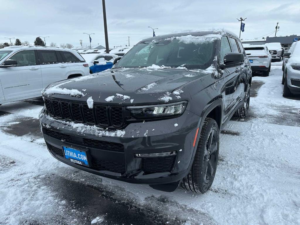 new 2025 Jeep Grand Cherokee L car, priced at $49,237