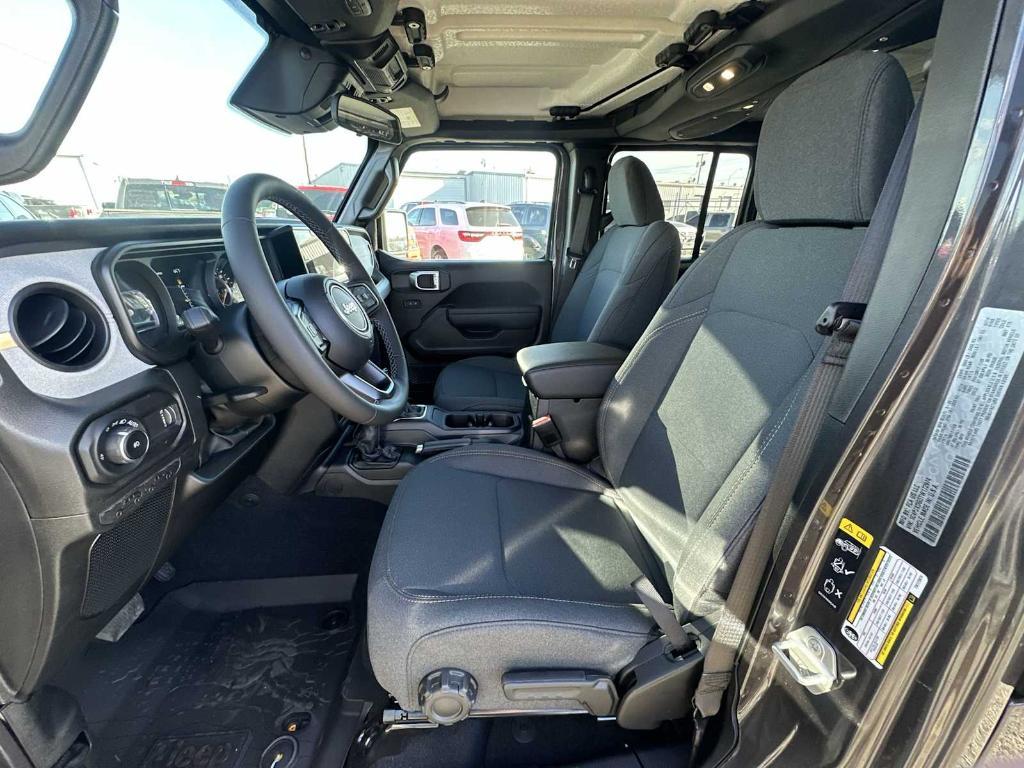 new 2026 Jeep Wrangler car, priced at $47,068