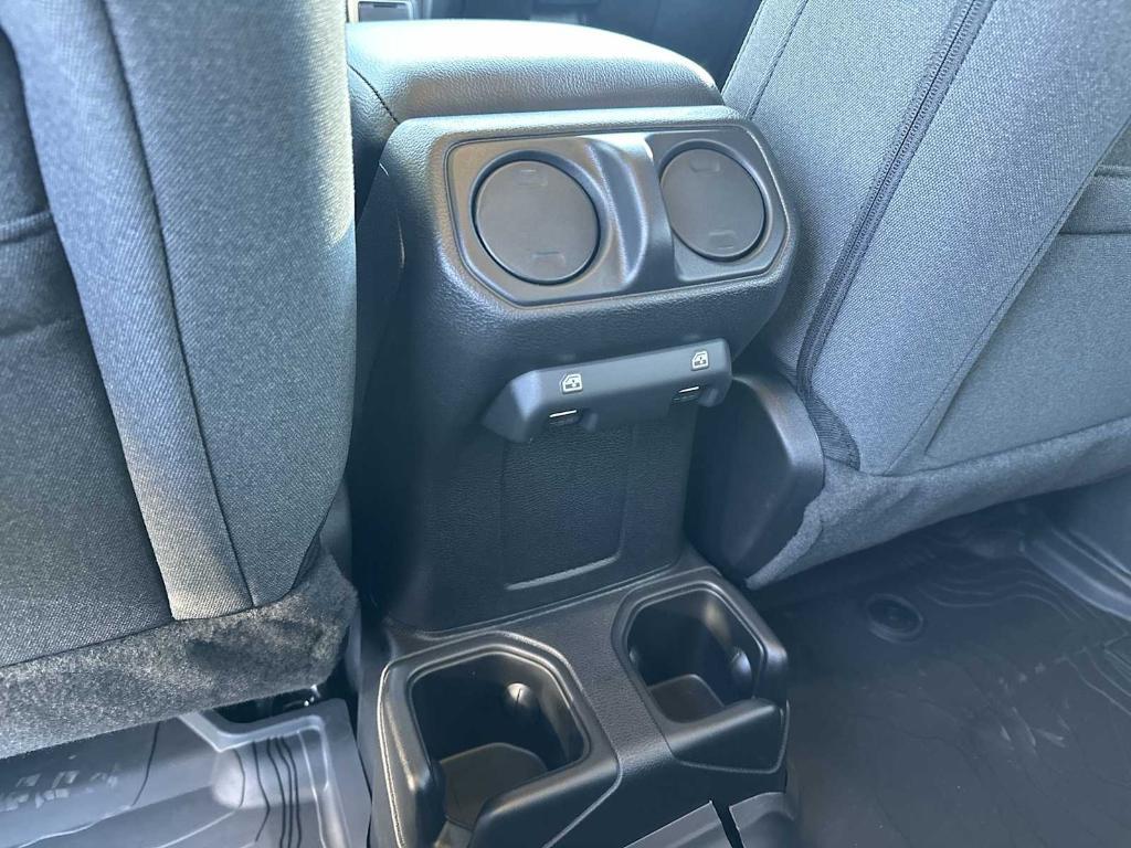 new 2026 Jeep Wrangler car, priced at $47,068