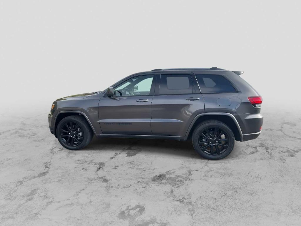 used 2021 Jeep Grand Cherokee car, priced at $28,873