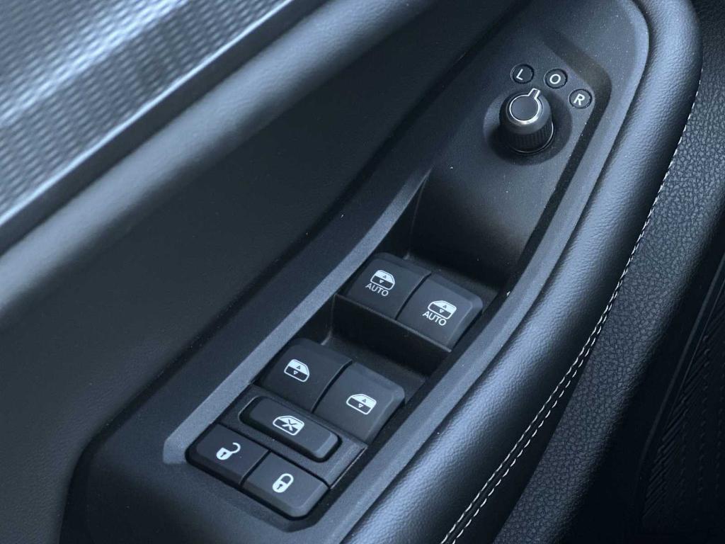 used 2024 Jeep Grand Cherokee car, priced at $34,041