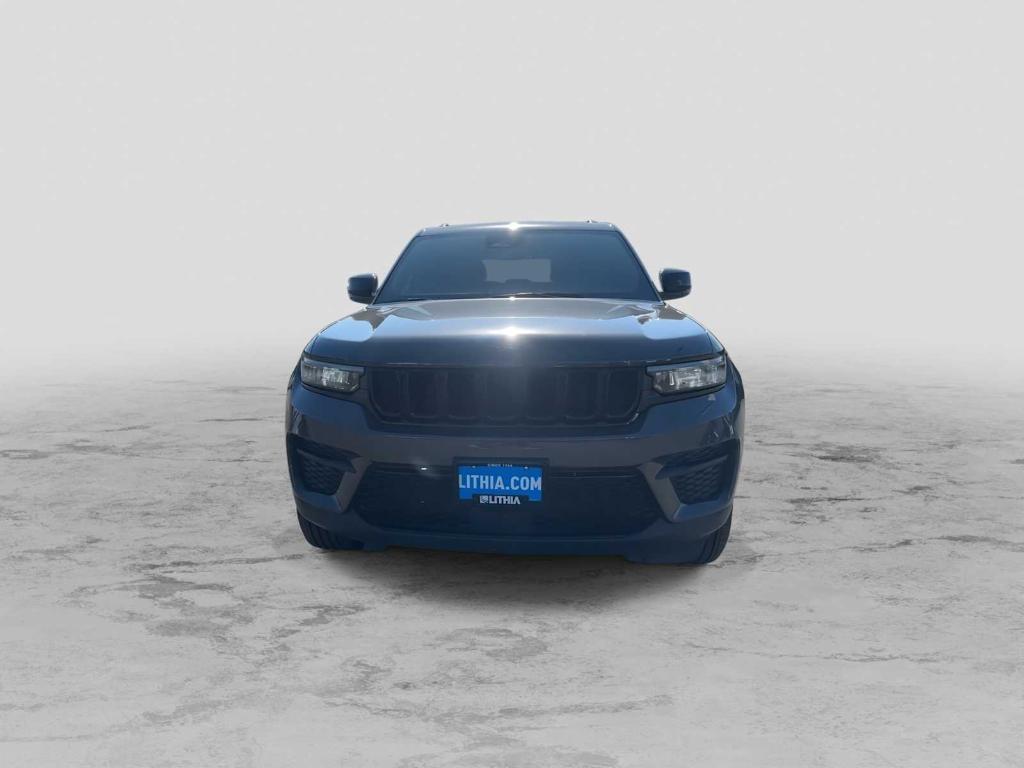 used 2024 Jeep Grand Cherokee car, priced at $34,041