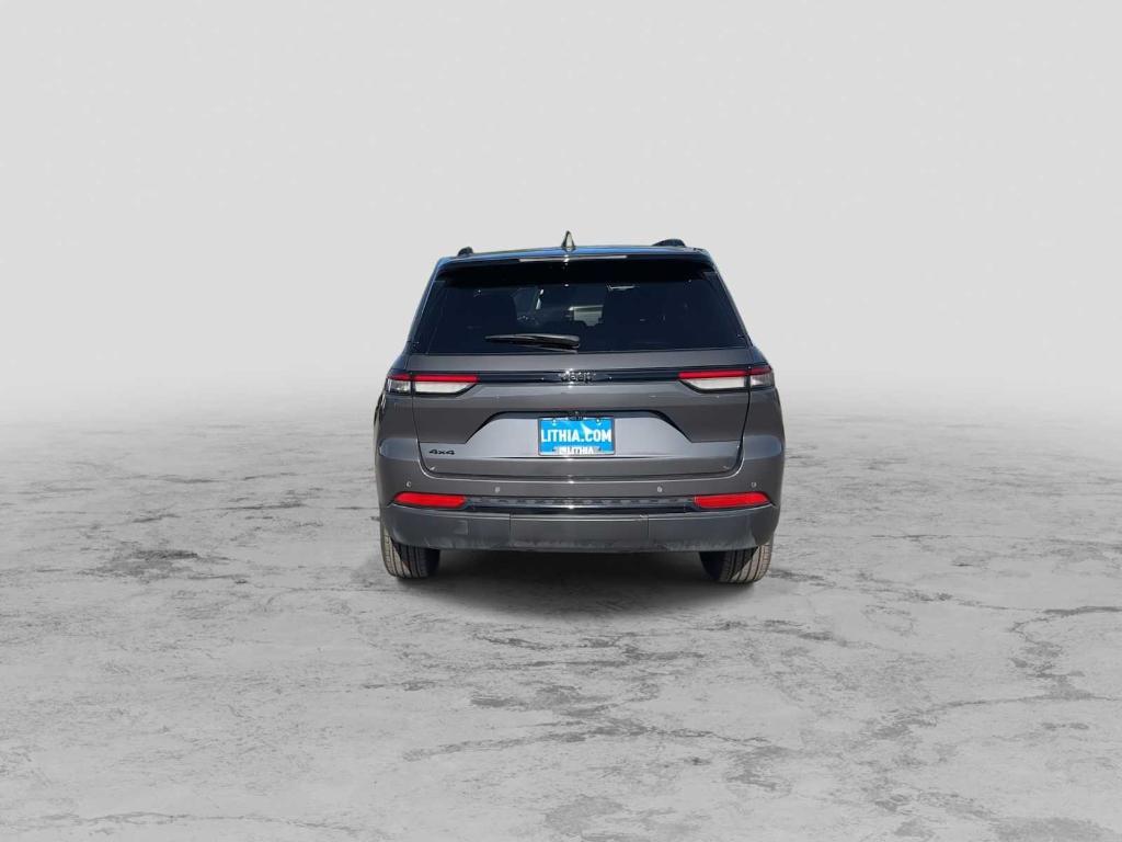 used 2024 Jeep Grand Cherokee car, priced at $34,041