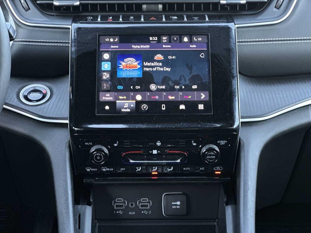 used 2024 Jeep Grand Cherokee car, priced at $34,041