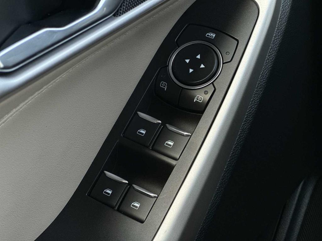used 2021 Ford Explorer car, priced at $22,417