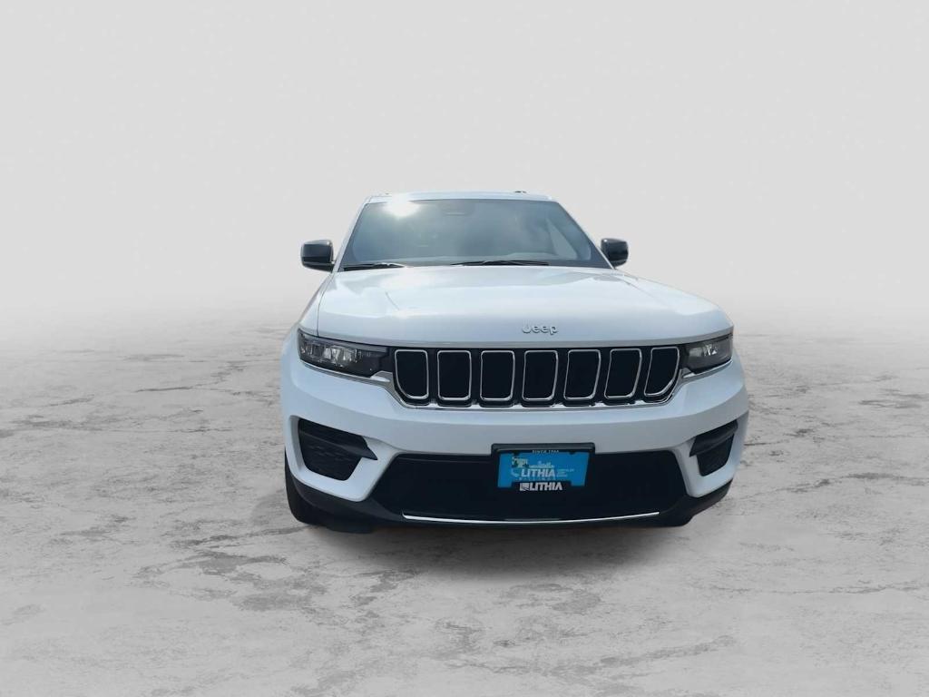 new 2025 Jeep Grand Cherokee car, priced at $38,530