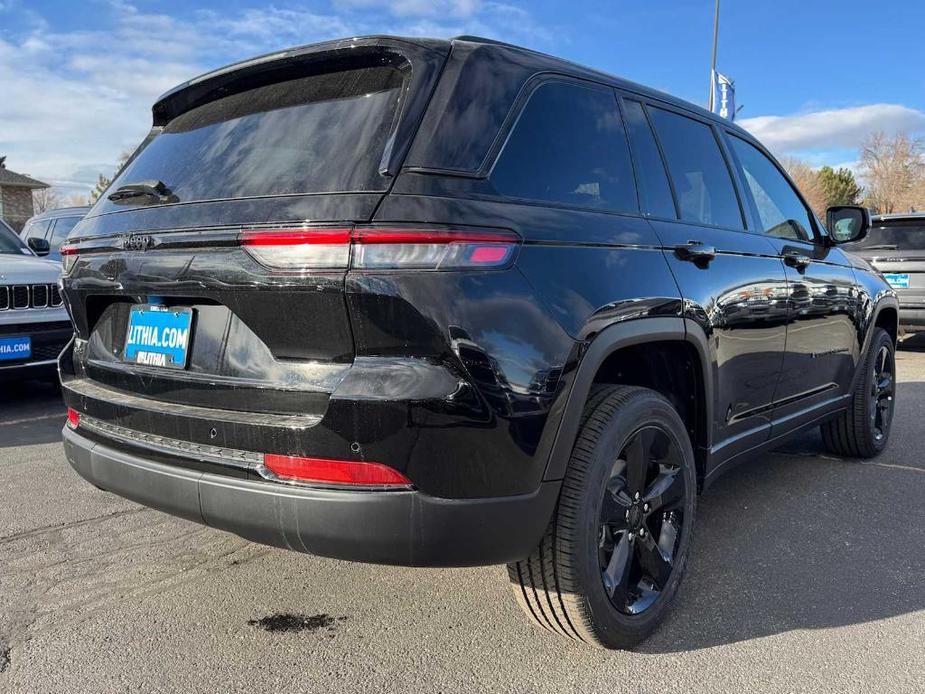 new 2025 Jeep Grand Cherokee car, priced at $42,011