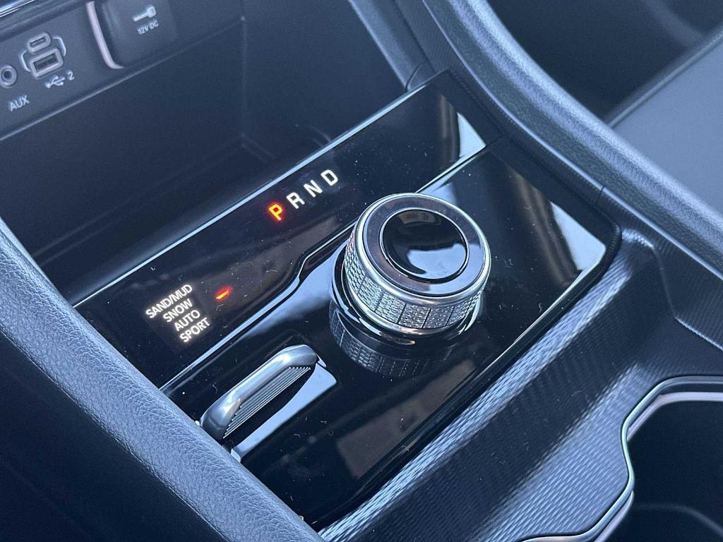 new 2025 Jeep Grand Cherokee car, priced at $42,701