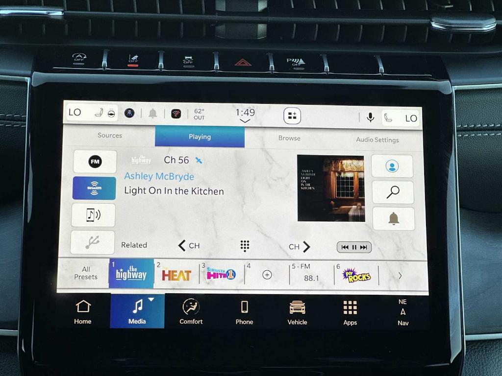 new 2025 Jeep Grand Cherokee car, priced at $42,701