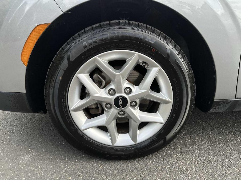 used 2022 Kia Soul car, priced at $13,172