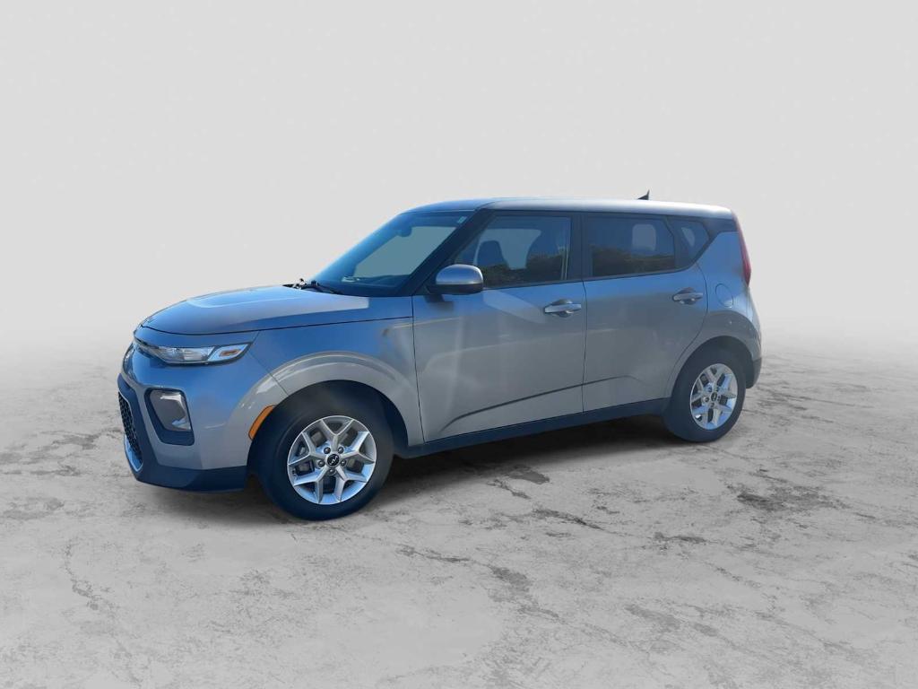 used 2022 Kia Soul car, priced at $13,172
