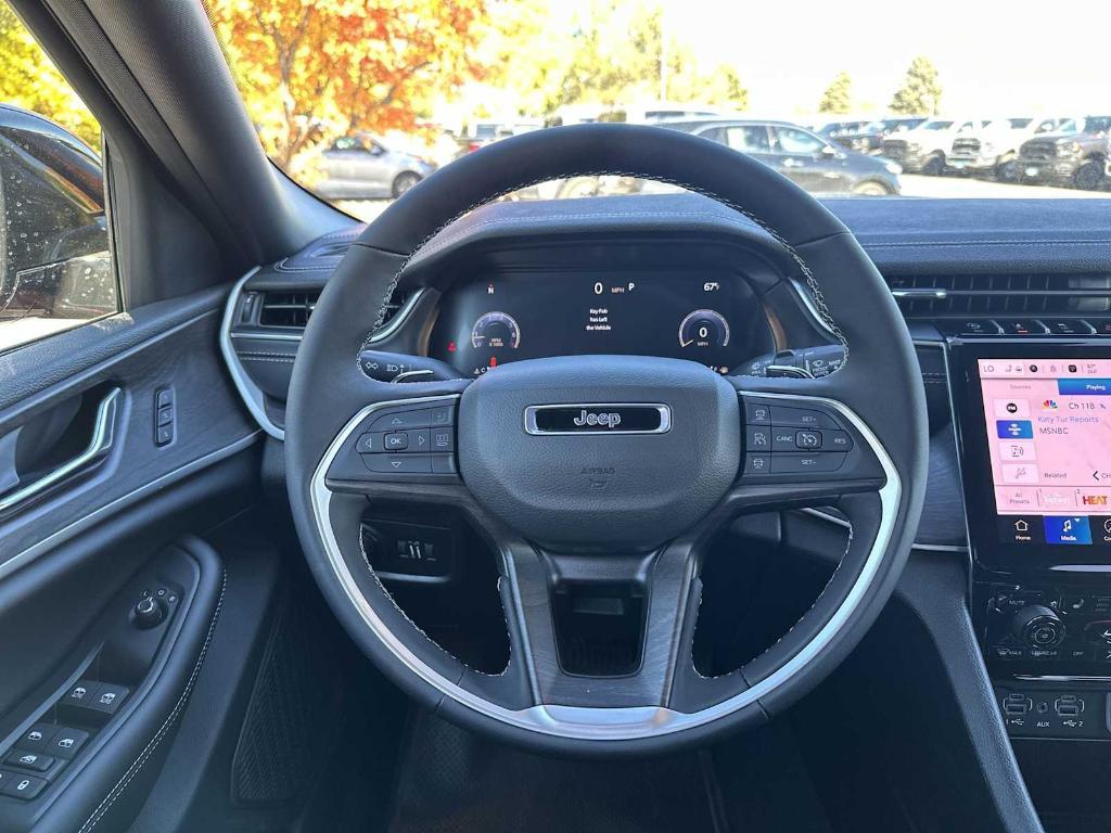new 2025 Jeep Grand Cherokee car, priced at $45,245