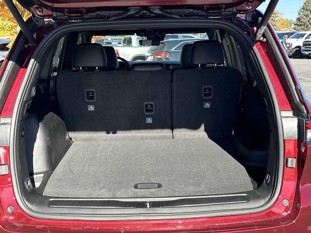 new 2025 Jeep Grand Cherokee car, priced at $45,245