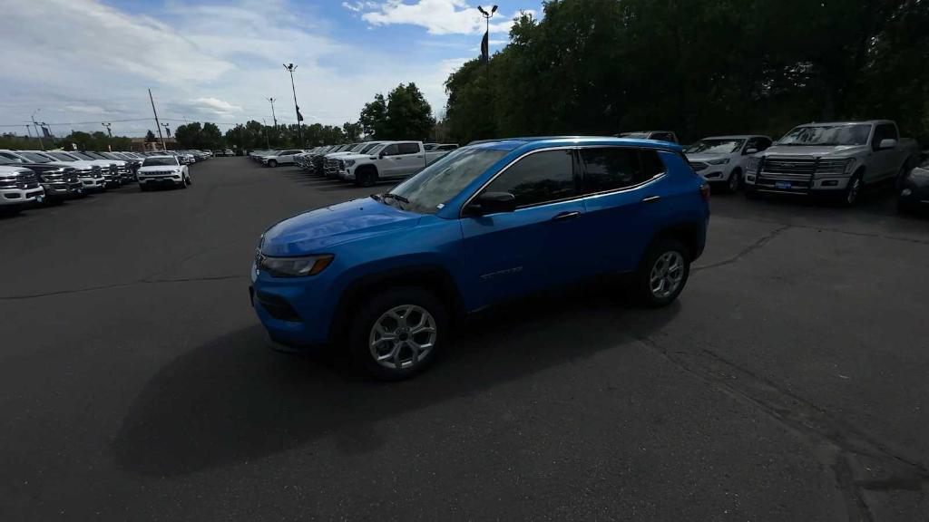 new 2025 Jeep Compass car, priced at $26,999