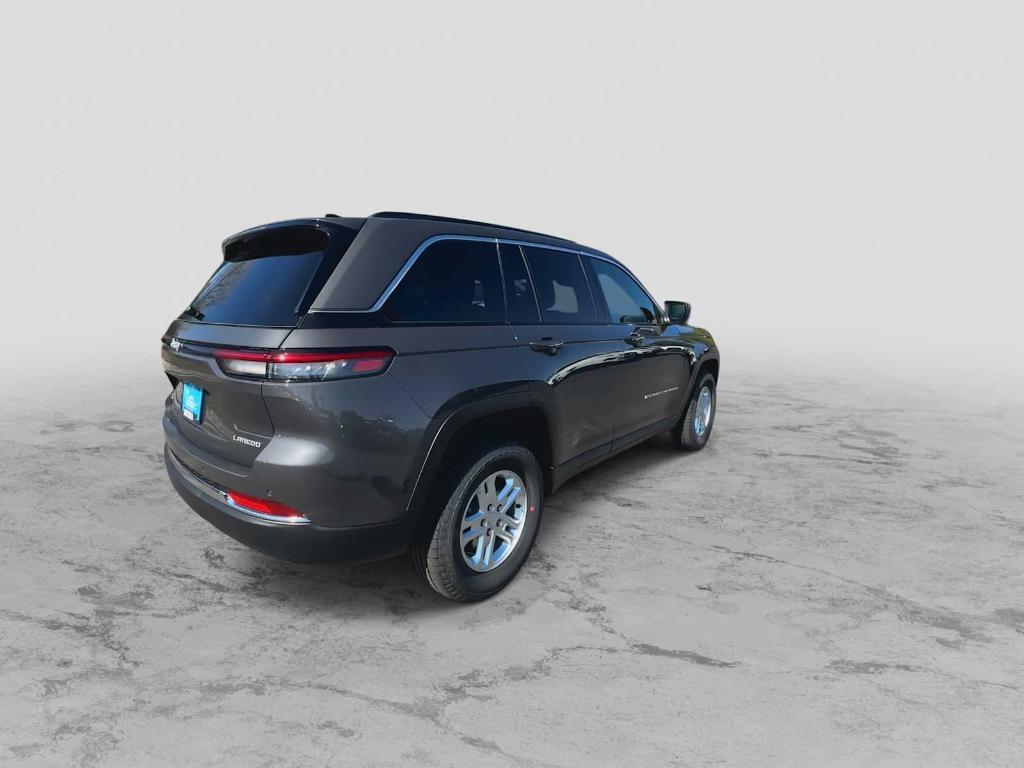 new 2025 Jeep Grand Cherokee car, priced at $35,321