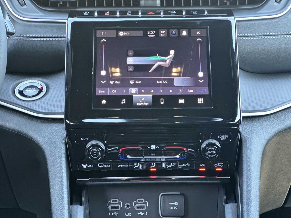 new 2025 Jeep Grand Cherokee car, priced at $35,321