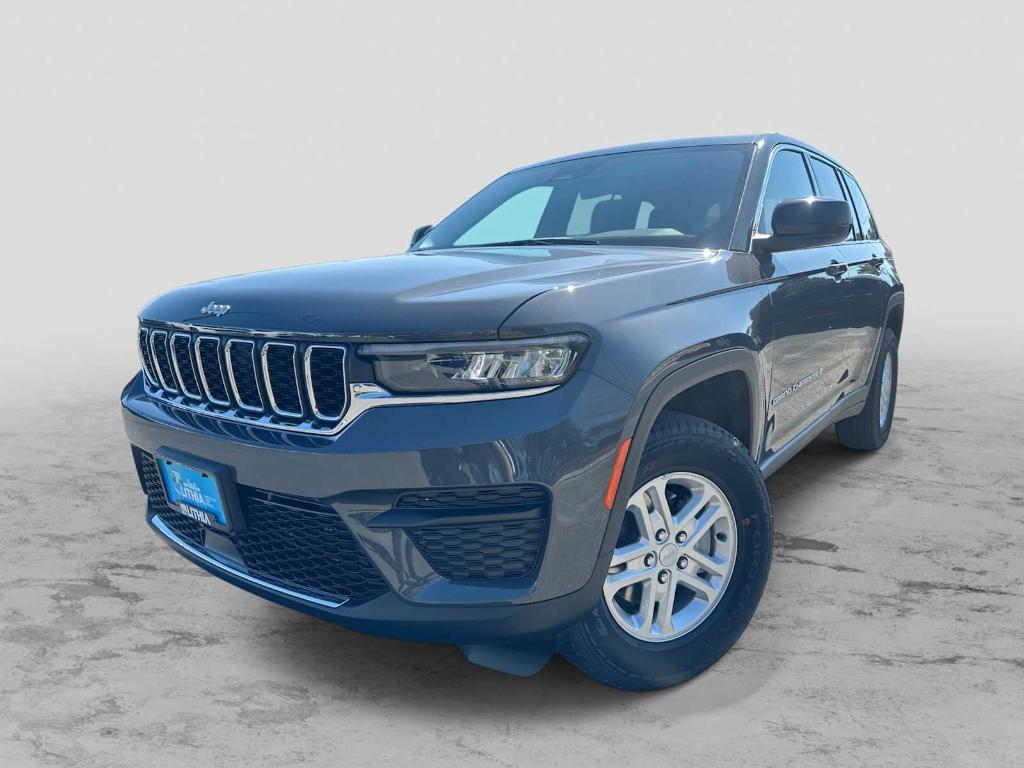 new 2025 Jeep Grand Cherokee car, priced at $35,321