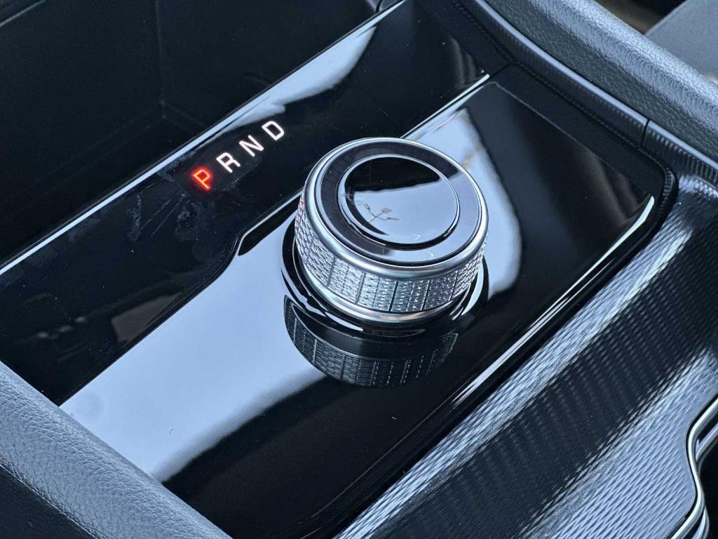 new 2025 Jeep Grand Cherokee car, priced at $35,321