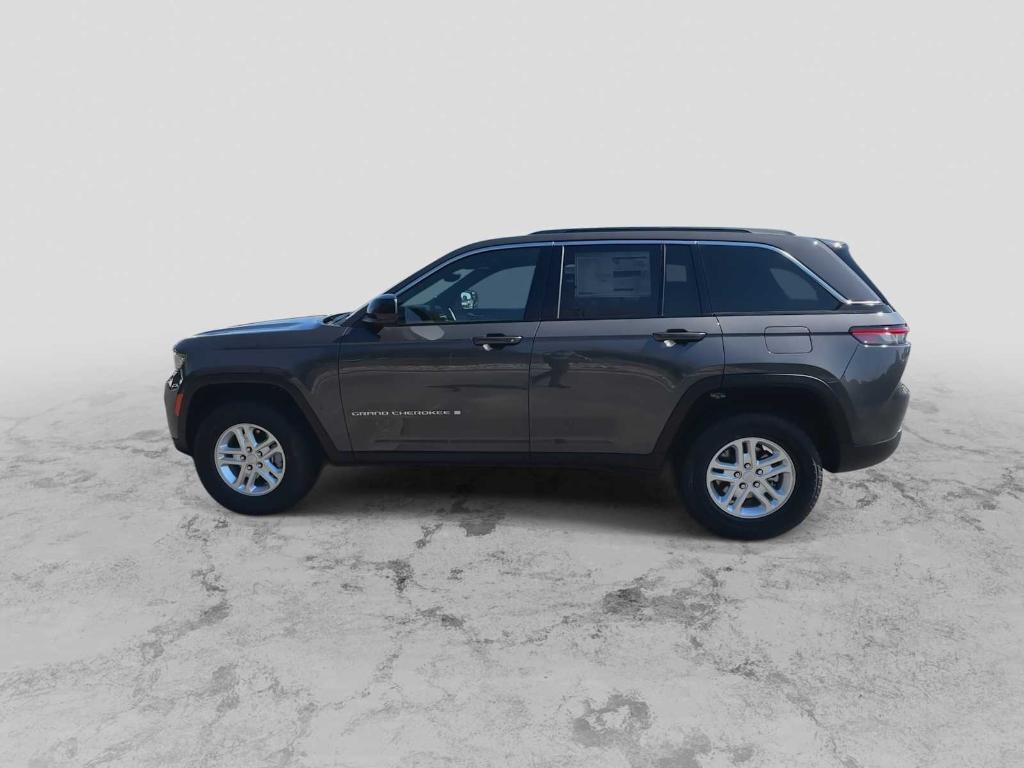 new 2025 Jeep Grand Cherokee car, priced at $35,321