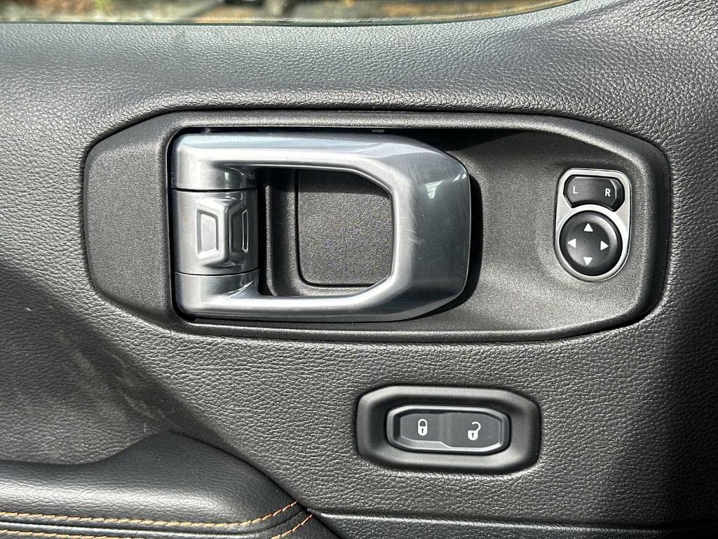 used 2021 Jeep Gladiator car, priced at $38,991