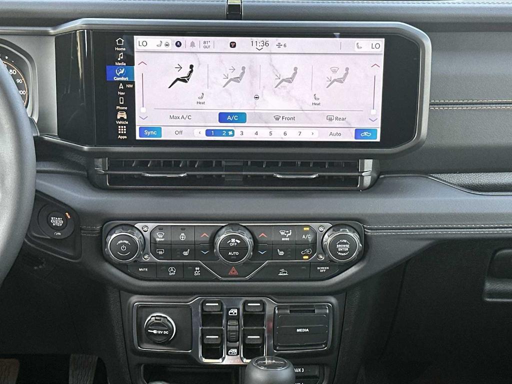 new 2025 Jeep Gladiator car, priced at $47,761