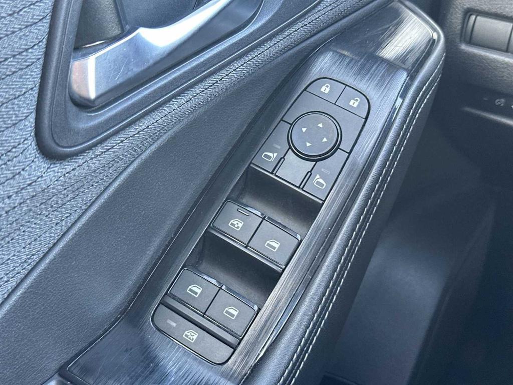 used 2023 Nissan Rogue car, priced at $21,091