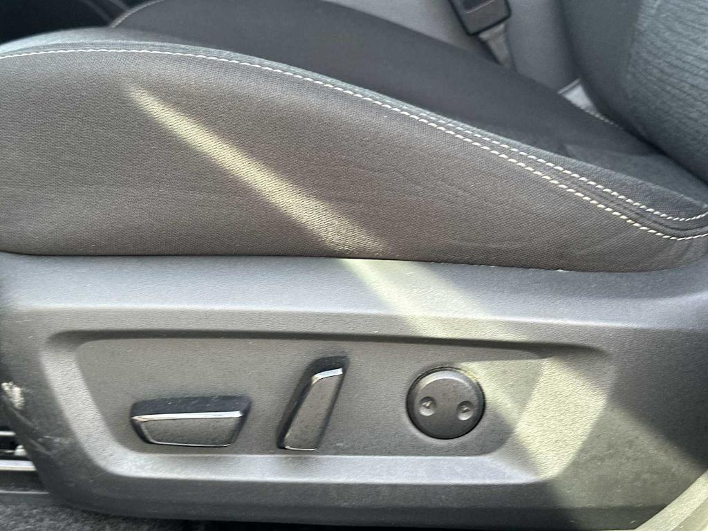 used 2023 Nissan Rogue car, priced at $21,091