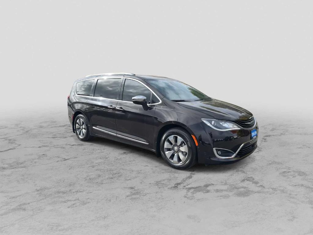 used 2018 Chrysler Pacifica Hybrid car, priced at $16,264
