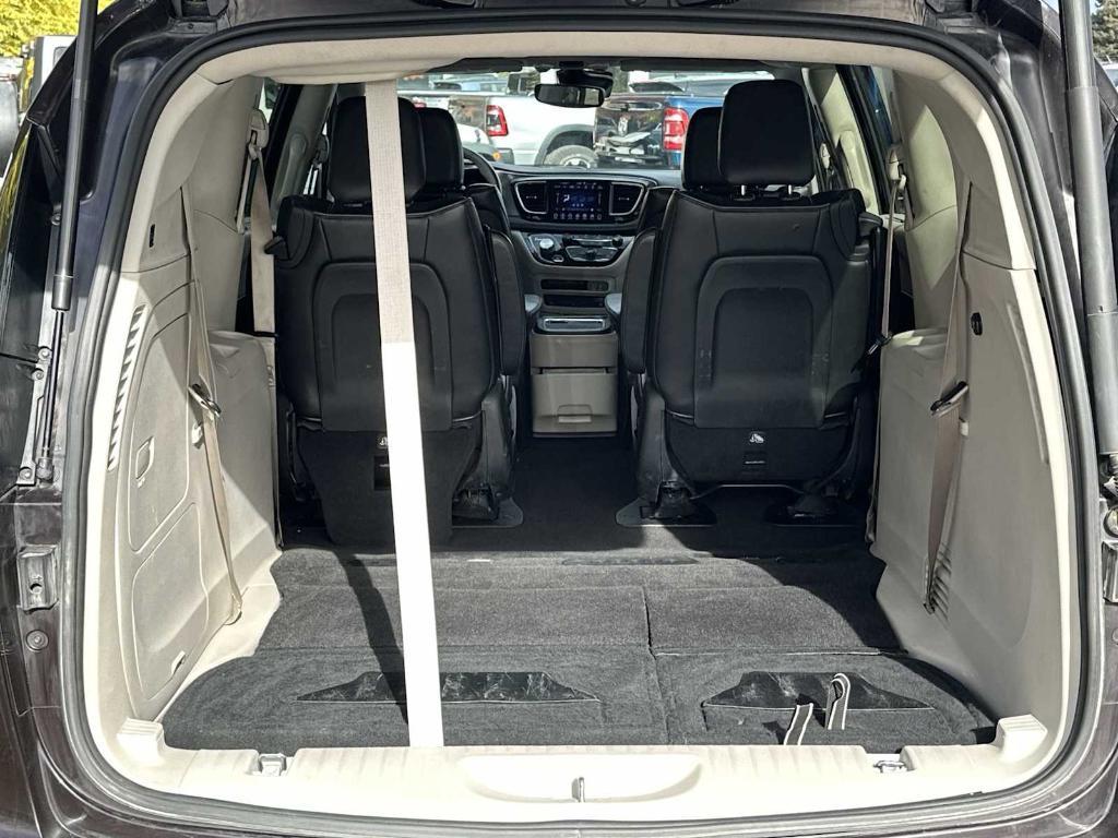 used 2018 Chrysler Pacifica Hybrid car, priced at $16,264