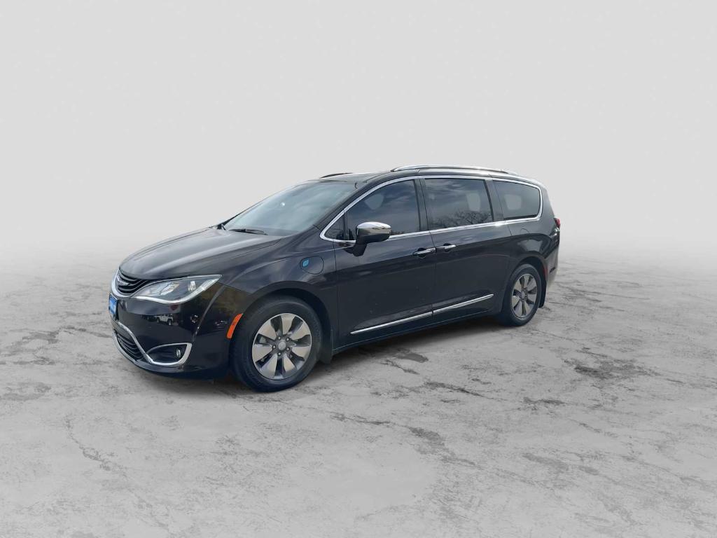used 2018 Chrysler Pacifica Hybrid car, priced at $16,264
