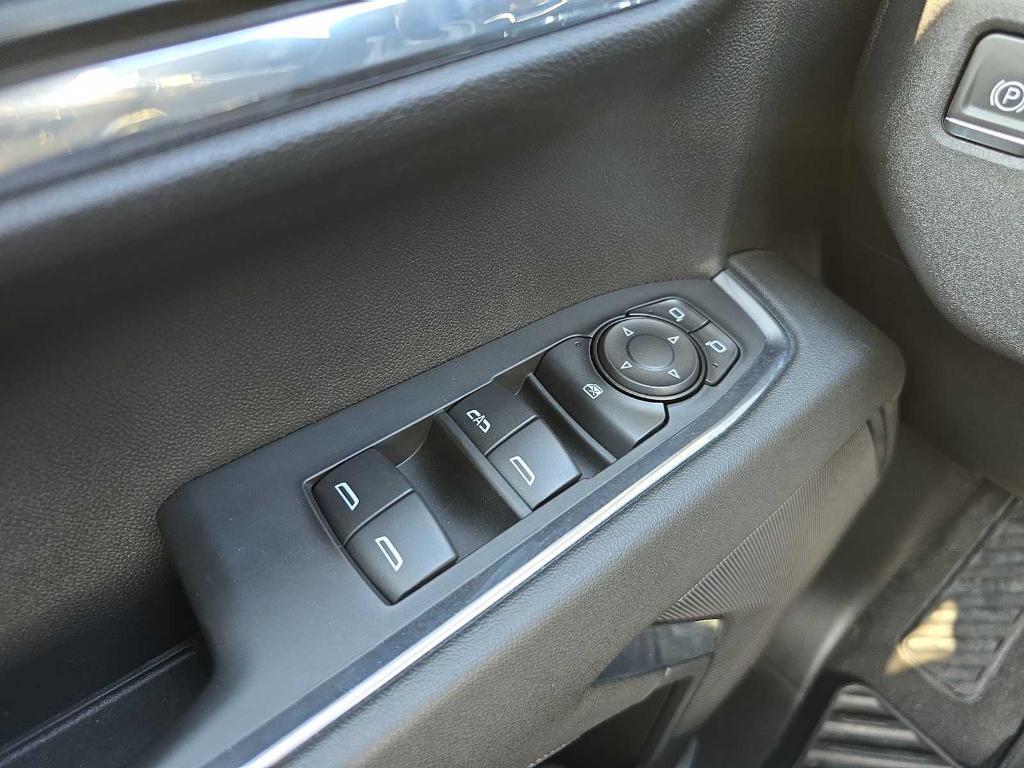 used 2023 GMC Sierra 1500 car, priced at $45,916