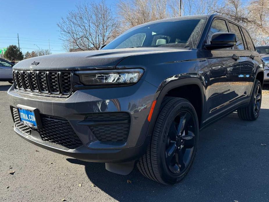 new 2024 Jeep Grand Cherokee car, priced at $38,633