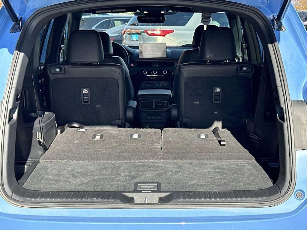 used 2024 Honda Pilot car, priced at $42,439